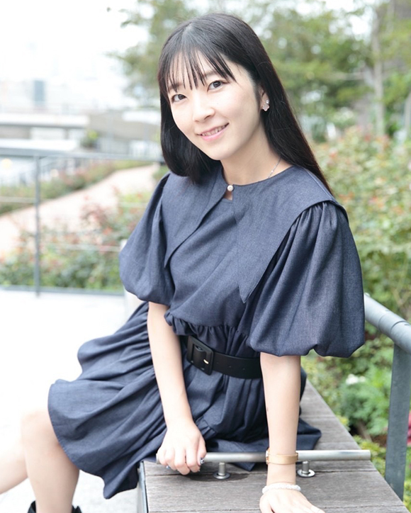 服部 彩香